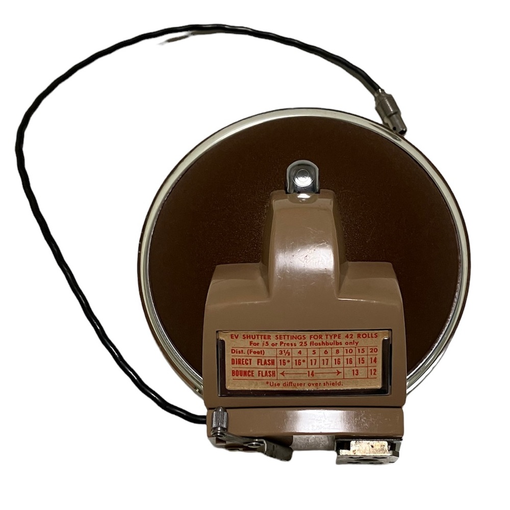 Vintage Polaroid Flash with Diffuser and Instruction Manual - Picture 4 of 9